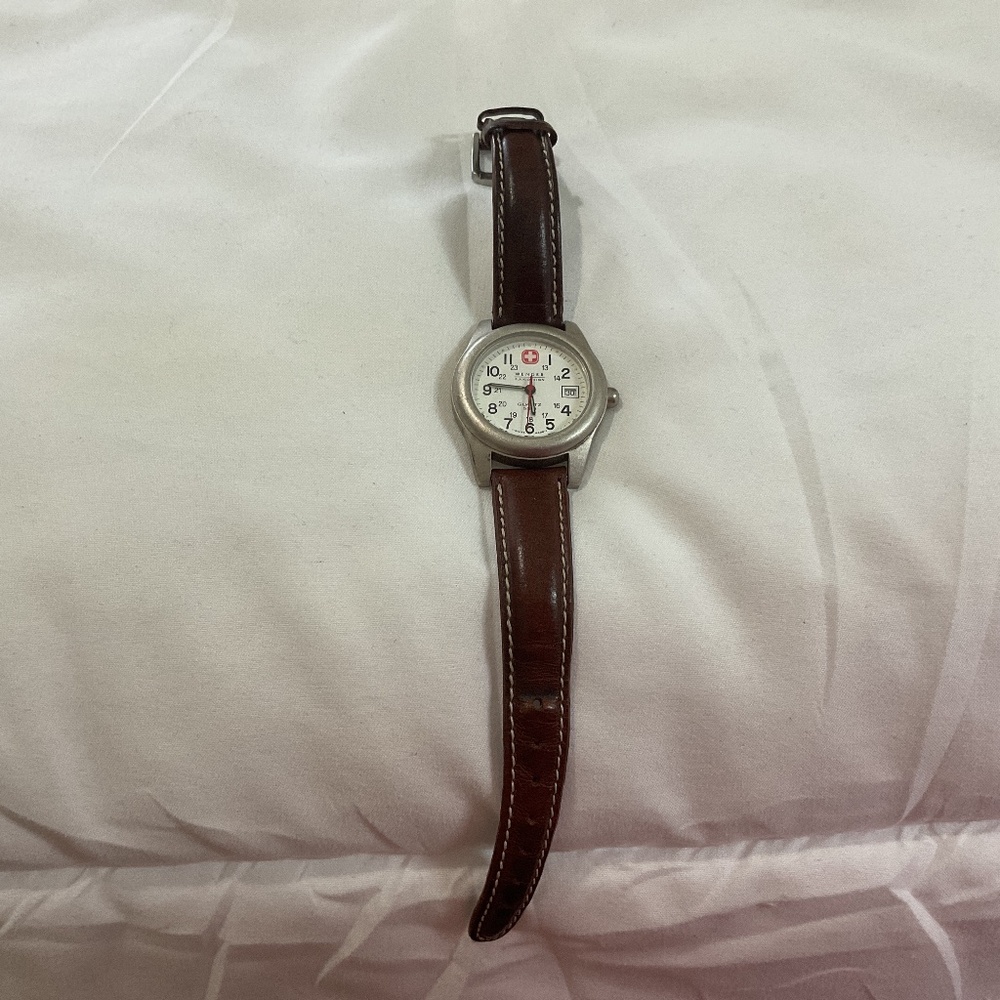 Wenger SAK ladies Swiss watch